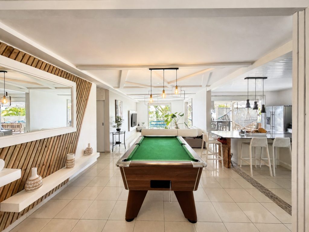 Propriété T5 avec T3 indépendant, piscine et vue panoramique au Marin